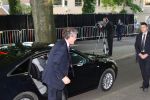 Apeldoorn, 8 Mei 2009
Speciale Herdenkingsdienst voor de slachtoffers van de ramp op Koninginnedag
Veel Politie, overal afzettingen met grote betonblokken.
Thom de Graaf
Foto Peter Smulders