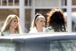 Laren 14 april 2008
Opnames Gooische vrouwen  met Linda de Mol Susan Visser Tjitske Reidinga en Alex Klaasen. Ze rijden in Gooische vrouwen met Linda de Mol haar porsche cabrio.
