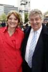 Utrecht 28 april 2009
Pieter v Vollenhoven viert zijn 70e verjaardag in het Beatrix theater in Utrecht. Tonny Eyk met vrouw
