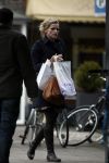 Amsterdam 14 januari 2009
Tooske Ragas op de fiets boodschappen aan het doen.
Peter Smulders bv