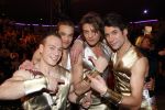 Amsterdam 17 december 2007
Tros Kerstcircus bij afrika afrika . Yuri v Gelder Daniel Boissevain Tygo Gernandt en Haukes