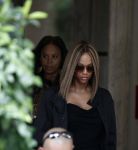 Amsterdam 230608
Tyra Banks verlaat het Amstel hotel. 
Ze is hier voor opnames van America's Next Top Model.