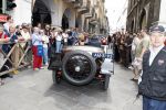 Brescia 15 mei 2008
Start van de Mille Miglia in Brescia. State of art rijdt met 2 porsches mee.
Viktor Muller