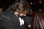 Amsterdam 3 december 2007
Viktor Reinier met baard bij premiere film nicole Kidman in Tuschinski, Viktor was voor het eerst na het ongeluk van zijn vriendin Kim weer bij ee premiere.