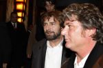 Amsterdam 3 december 2007
Viktor Reinier met baard bij premiere film nicole Kidman in Tuschinski, Viktor was voor het eerst na het ongeluk van zijn vriendin Kim weer bij ee premiere.