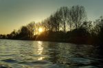 Herfst met ondergaande zon op de vinkenveense Plassen