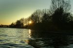 Herfst op de vinkenveense Plassen met ondergaande zon