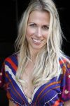 Amsterdam 8 mei 2008
The Class Company organiseert Mom's day . 10 bekende en onbekende nederlandse vrouwen die zwanger zijn worden in de watten gelegd. Vivian reys ewbank
Peter Smulders bv