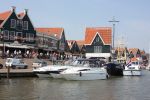 Volendam, 9 Juni 2008
Volendam vanaf de dijk, de Vissershaven, Visafslag, aankomst volendam vanaf het Ijsselmeer