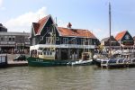 Volendam, 9 Juni 2008
Volendam vanaf de dijk, de Vissershaven, Visafslag, aankomst volendam vanaf het Ijsselmeer