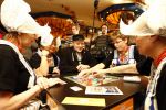 Volendam 22 januari 2008
Nick en Simon Jan Keizer en George Baker promoten dat de plaats volendam op een nieuw monopoly spel komt. Volendamse klederdracht