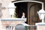 Volendam 19 mei 2009
Vandaag werd bekend gemaakt dat Yolanthe Cabau v Kasbergen en Jan smit na 2 en een half jaar hun relatie hebben verbroken. Voor hun huis stond veel pers en fans. vriendin Yolanthe
Peter Smulders bv