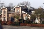 Nigtevecht 8 maart 2008
Erland Galjaard zijn auto (zilvergrijze audi) staat s ochtends vroeg bij het huis van Wendy v Dijk geprkeerd. Wendy haar auto (zilvergrijze Range Rover) staat er ook.
Peter Smulders bv