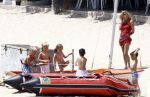 Ibiza  12 juli 2008
Wendy v Dijk met haar zoontje Sem en broer Mike v Dijk op vakantie op ibiza.