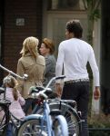 Hilversum 29 juni 2007
Xander de Buisonje Wendy v Dijk zoontje Sem en de moeder van Wendy v Dijk bij Mc Donalds in Hilversum.