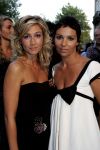Amsterdam 31 augustus 2005
Presentatie Glamour en Lady card in Amstel hotel.
Wendy v Dijk met Dyanne Beekman