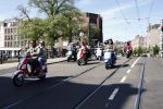 Amsterdam 12 mei 2009
Het blad Grazia organiseert samen met vespa scooters een leuke rally door amsterdam heen. Winston Gerschtanowitz en Renate Verbaan
Peter Smulders bv