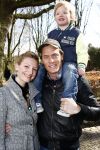 Kaatsheuvel 29 maart 2009
15 jarig bestaan van Princess in de efteling. Winston Post met zijn vrouw Denise en zoon Jayden
Peter Smulders bv