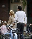 Hilversum 29 juni 2007
Xander de Buisonje Wendy v Dijk zoontje Sem en de moeder van Wendy v Dijk bij Mc Donalds in Hilversum.