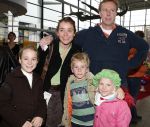 Rotterdam 25 november 2007
Premiere Feest van sinterklaas in ahoy. Yolande Adriaansens ex Prins Willem Alexander met man Kasper klinkhamer en hun kinderen