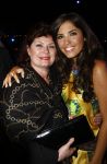 Hilversum 5 maart 2009
Uitreiking gouden buma harpen in studi 21. Yolanthe Cabau v Kasbergen presenteert het programma   . Yolanthe met haar moeder
Peter Smulders bv