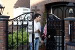 Volendam 19 mei 2009
Vandaag werd bekend gemaakt dat Yolanthe Cabau v Kasbergen en Jan smit na 2 en een half jaar hun relatie hebben verbroken. Voor hun huis stond veel pers en fans.
Peter Smulders bv