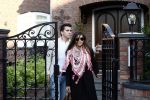 Volendam 19 mei 2009
Vandaag werd bekend gemaakt dat Yolanthe Cabau v Kasbergen en Jan smit na 2 en een half jaar hun relatie hebben verbroken. Voor hun huis stond veel pers en fans.
Peter Smulders bv