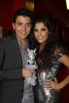 Amsterdam 27 oktober 2007
Jan Smit wint TMF award voor beste zanger en Yolanthe Cabau v Kasbergen is er bij in de heineken music hall.
