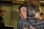 Schiphol 5 november 2006
hans Breukhoven arriveert op schiphol na reis naar de Mount Everest. Connie Constanza Yordi (met zijn vrouw) Marvin Shanna en  Edwin(met vriendin) zijn daar.