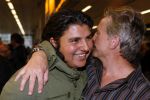 Schiphol 5 november 2006
hans Breukhoven arriveert op schiphol na reis naar de Mount Everest. Connie Constanza Yordi (met zijn vrouw) Marvin Shanna en  Edwin(met vriendin) zijn daar.