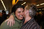 Schiphol 5 november 2006
hans Breukhoven arriveert op schiphol na reis naar de Mount Everest. Connie Constanza Yordi (met zijn vrouw) Marvin Shanna en  Edwin(met vriendin) zijn daar.