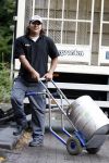 Rotterdam 17 augustus 2007
Yordi Breukhoven werkt bij drankgroothandel.
Hij bezorgt met zijn collega de drank bij horeca bedrijven