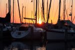 Zonsondergang in de jachthaven van Lelystad 2008