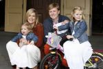 Den Haag 26 juni 2007
Fotomoment met Prins Willem Alexander Maxima Prinses Amalia Alexia en Ariane bij de koninklijke stallen. Prinses Alexia viert haar 2e verjaardag.