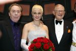 Rotterdam 16 december 2007
Premiere Evita in het nieuwe Luxor met oa Stanley Burleson Brigitte Heitzer en Roberto de GRoot. Andrew Lloyd Webber en Pieter v Vollenhoven zijn daarbij aanwezig.
Peter Smulders bv