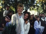 9 Mei 1987 Schiphol Oost Antwerpen Luchthaven, optreden in Antwerpen (Stage ) en optreden s'avonds in Haren ( Groningen ) een dag met de Dolly Dots On Tour met Angela Groothuizen Ria Brieffies Patty Zomer Esther Oosterbeek en Angela Kramers
