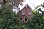 De Hoef 20 Augustus 1999
Het nieuwe huis van Antonie Kamerling en Isa Hoes