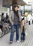 Amsterdam 4 oktober 2008
Premiere Grote Terra in de meervaart. Bas Westerweel met zoontje
Peter Smulders bv