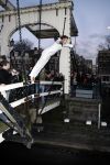 Amsterdam 10 december 2008
Beau v Erven Dorens springt in de Amstel van de mager brug ivm het uitkomen van zijn nieuwe boek. De Politie haalt hem uit het water.
Peter Smulders bv