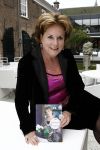 Naarden 6 oktober 2008
Presentatie boek Catherine Keyl bij het arsenaal.
Peter Smulders bv