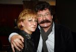 Eemnes 20 oktober 2008
Premiere i love Dries met in de hoofdrollen Dries Roelvink en Rene en Rikkie de Wit. De premiere was bij motel de witte bergen.Chiel Montagne met vrouw
Peter Smulders bv