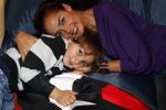 Sprang Capelle 9  decembe r 2007
Chimene v OOterhout met zoon Liam bij preentatie DVD Rattatouli .
Peter Smulders bv