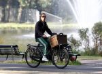 Amsterdam 11 oktober 2008
Chris Zegers op zijn bakfiets in het vondelpark.