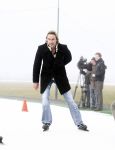 Biddinghuizen 23 december 2008
eerste dag van de film de hel van 63 op de schaatsbaan in Biddinghuizen met Henk Gemser Chris Zegers Cas Jansen en Chava voor in t Holt.
Peter Smulders bv