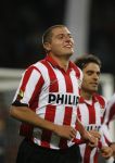 Eindhoven, 20 Oktober 2007
Kompetitiewedstrijd PSV-VVV, eindstand 3-1
Seizoen 2007/2008
Danny Koevermans heeft fescoord en wordt gefeliciteerd door zijn ploeggenoten