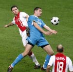 Amsterdam, 30 Januari 2008 Kompetitiewedstrijd AJAX-PSV, eindstand 0-2
Seizoen 2007/2008
Danny Koevermans in duel met Thomas Vermaelen