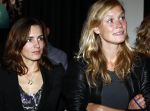 Amsterdam 16 oktober 2008
Veiling van foto's door diversen Bn ers gemaakt die geveild worden voor micro krediet in hotel arena. Sophie Hillbrand met Daphne Bunskoek
Peter Smulders bv