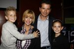 Amsterdam 6 oktober 2008
Richard Krajicek Daphne Deckers en Alec e Emma bij de premiere van anubis in de theaterfabriek.
Peter Smulders bv