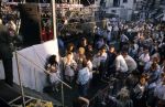 9 Mei 1987 Schiphol Oost Antwerpen Luchthaven, optreden in Antwerpen (Stage ) en optreden s'avonds in Haren ( Groningen ) een dag met de Dolly Dots On Tour met Angela Groothuizen Ria Brieffies Patty Zomer Esther Oosterbeek en Angela Kramers