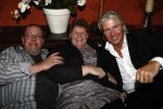 Eemnes 20 oktober 2008
Premiere i love Dries met in de hoofdrollen Dries Roelvink en Rene en Rikkie de Wit. De premiere was bij motel de witte bergen.
Peter Smulders bv